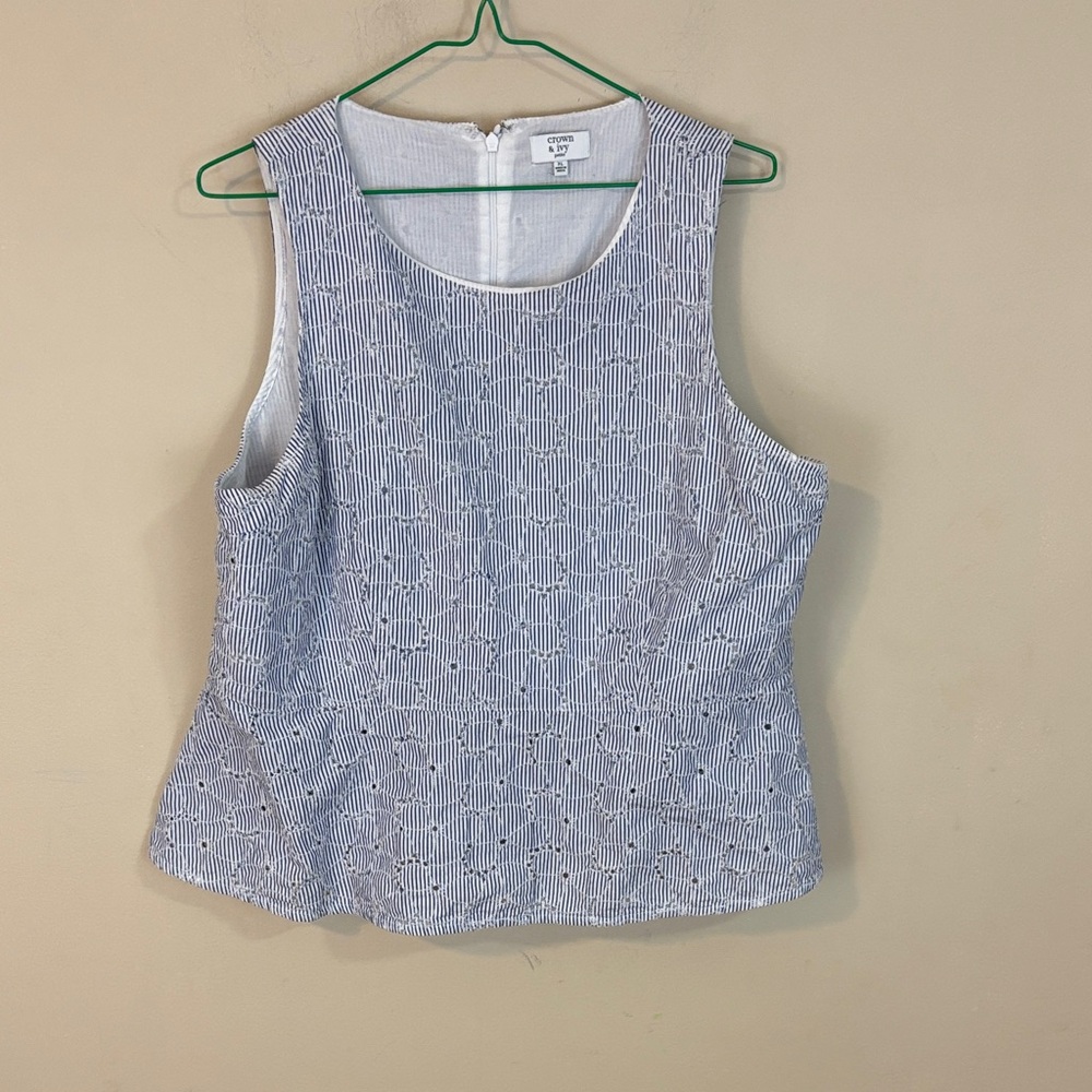 Crown & Ivy Cotton Sleveless Stripe Eyelet Peplum Top Size PL